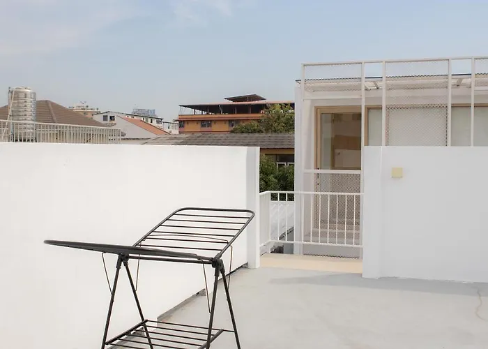 Appartamento Peaceful Townhouse In Sathorn Near Saint Louis Bts Bangkok