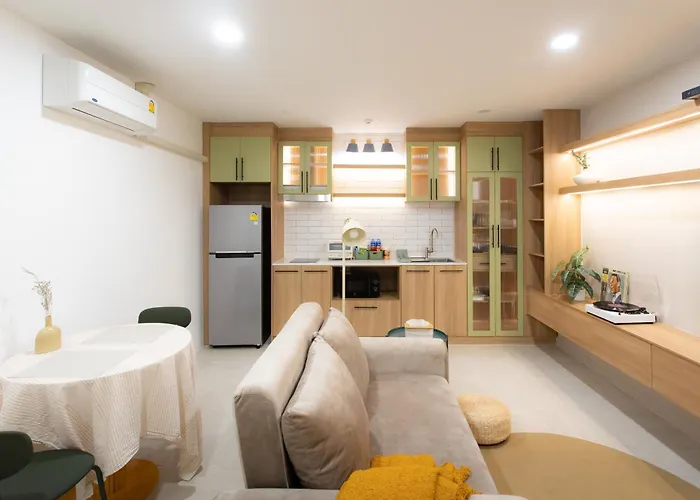 Appartamento Peaceful Townhouse In Sathorn Near Saint Louis Bts Bangkok