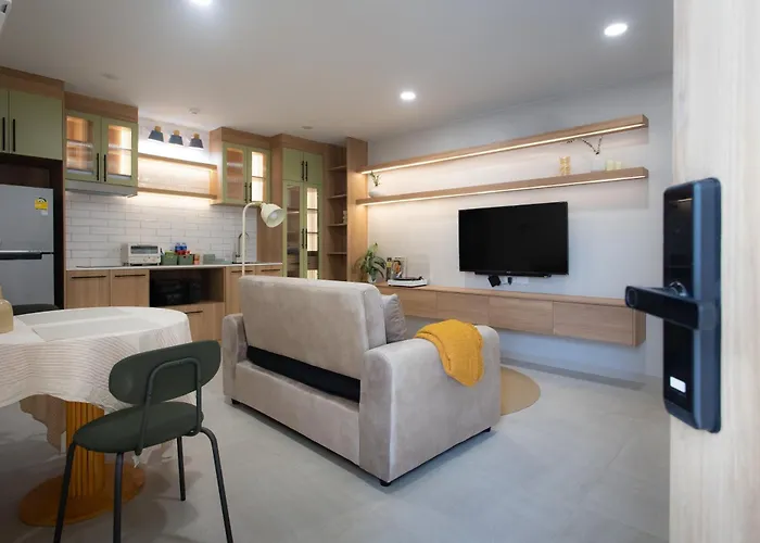 Peaceful Townhouse In Sathorn Near Saint Louis Bts Appartamento *