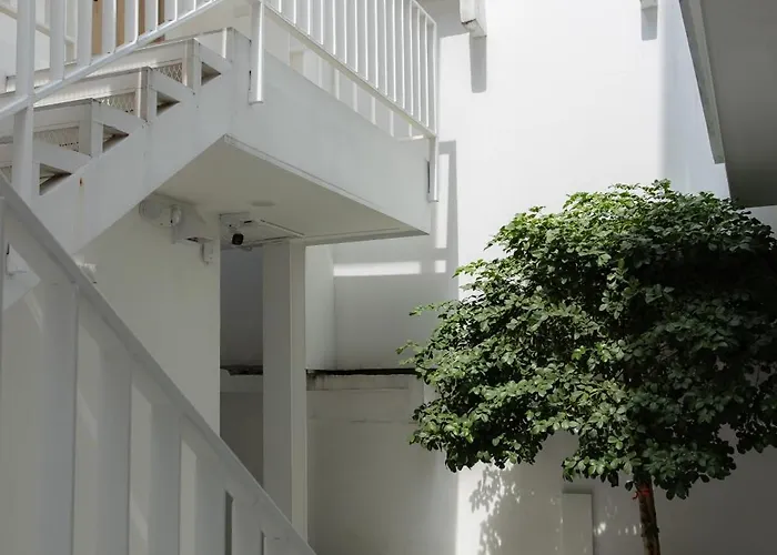 Peaceful Townhouse In Sathorn Near Saint Louis Bts Appartamento *